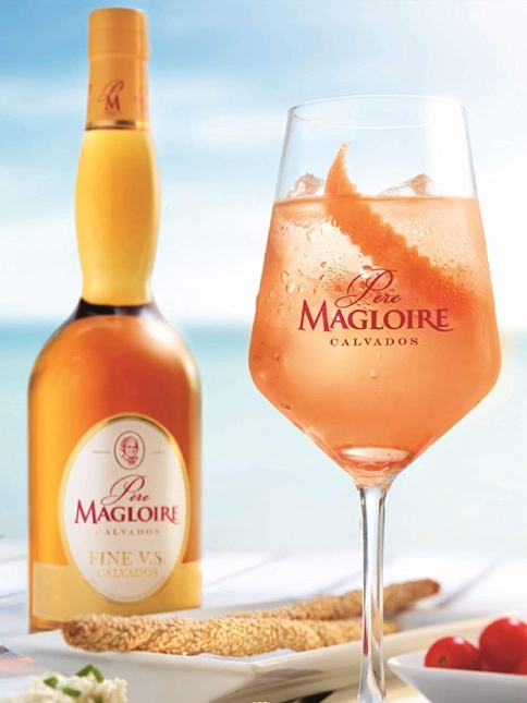 Rượu vang Pháp Pere Magloire Fine VS Calvados