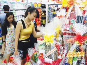 Có nên kiểm tra quà tết ất mùi 2015