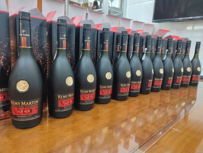 [CHÍNH HÃNG] Rượu Cognac Pháp Remy Martin VSOP