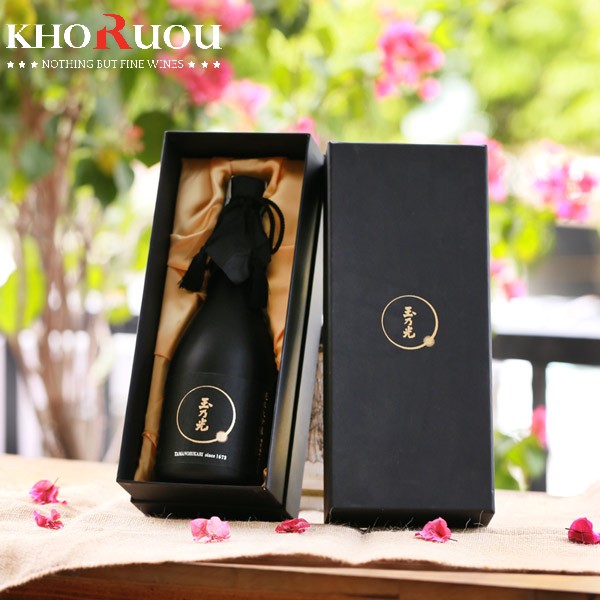 Rượu Sake Tamanohikari Junmai Daiginjo BLACK LABEL 35%