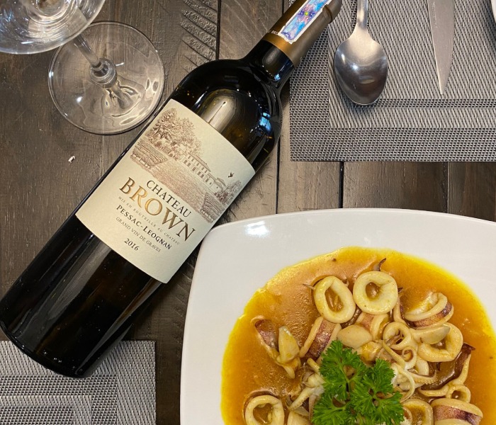 ruou-vang-phap-chateau-brown-blanc