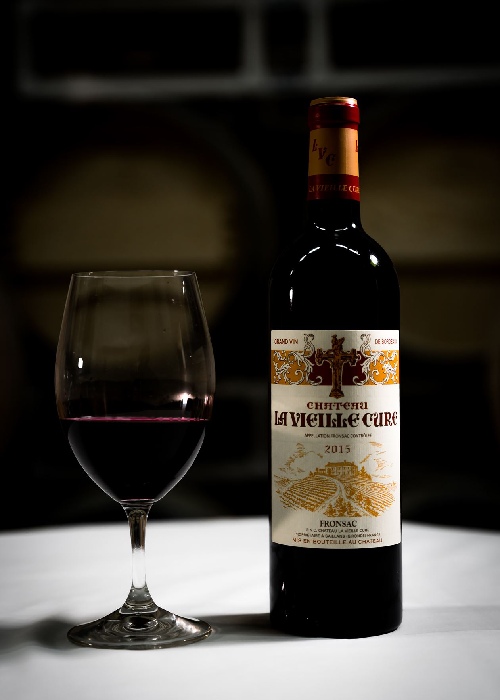 Rượu vang Pháp Château La Vieille Cure