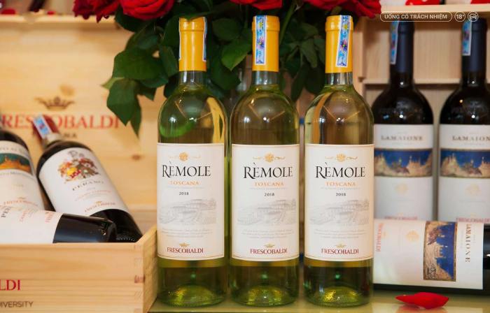 Rượu Vang Ý Remole Tuscany Bianco
