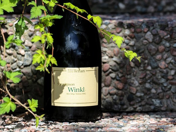 Rượu vang Ý Winkl Sauvignon Blanc