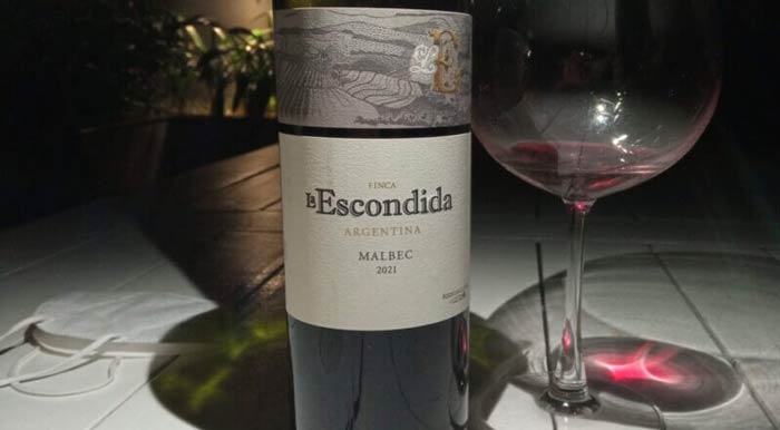 Rượu vang Argentina Finca La Escondida Malbec