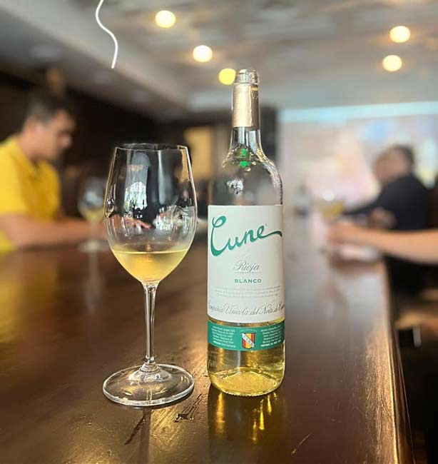 Rượu vang Tây Ban Nha Cune Rioja Blanco