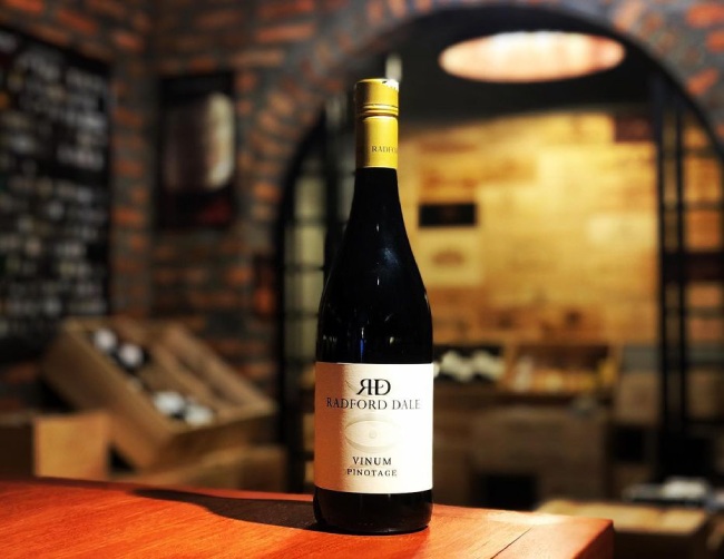 Rượu Vang Nam Phi Radford Dale Vinum Pinotage