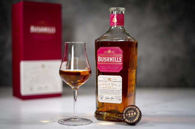 Rượu Whisky Ireland Bushmills 16yo Irish Whiskey