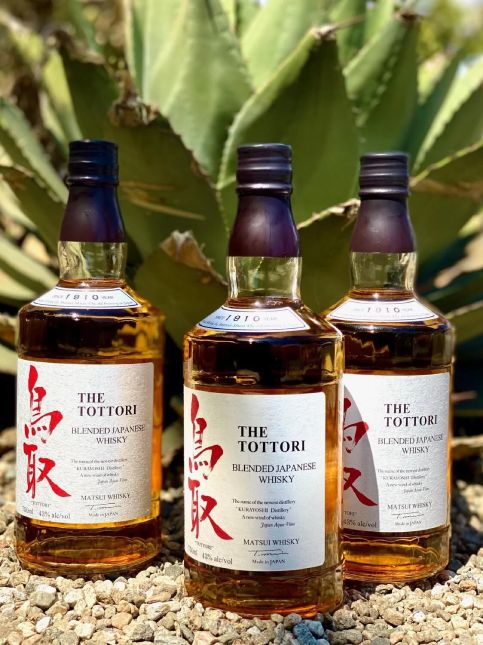 Rượu The Tottori Whisky Blend