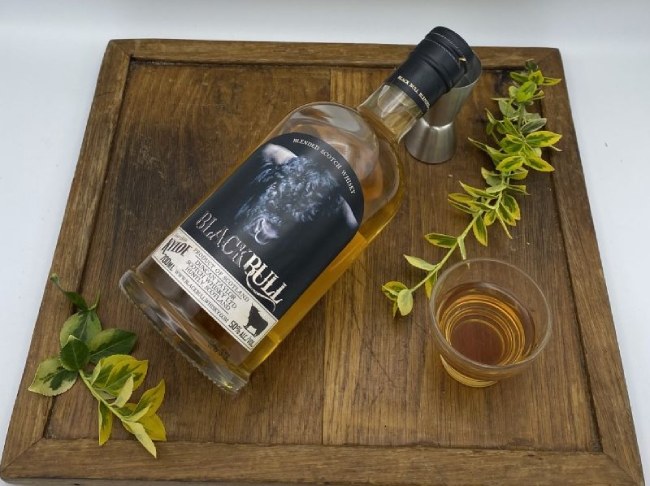 Rượu Whisky Black Bull Kyloe