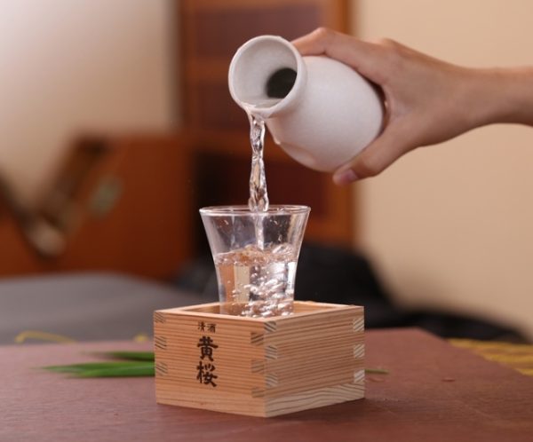 [GIÁ TỐT] Rượu Sake Nhật Bản Urakasumi Junmai Namazake