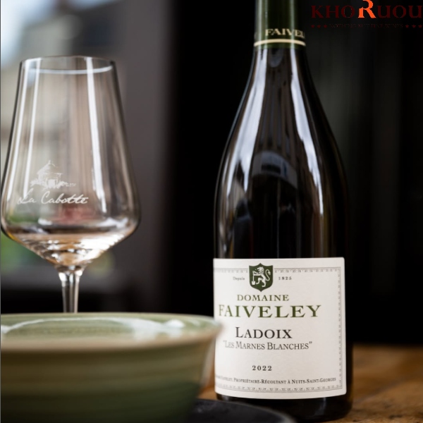 Giới thiệu về Rượu vang Pháp Domaine Faiveley Ladoix "Les Marnes Blanches" khoruou
