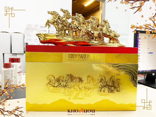 Rượu Linh Vật 2026 Ngựa Vàng Chevaux D'or